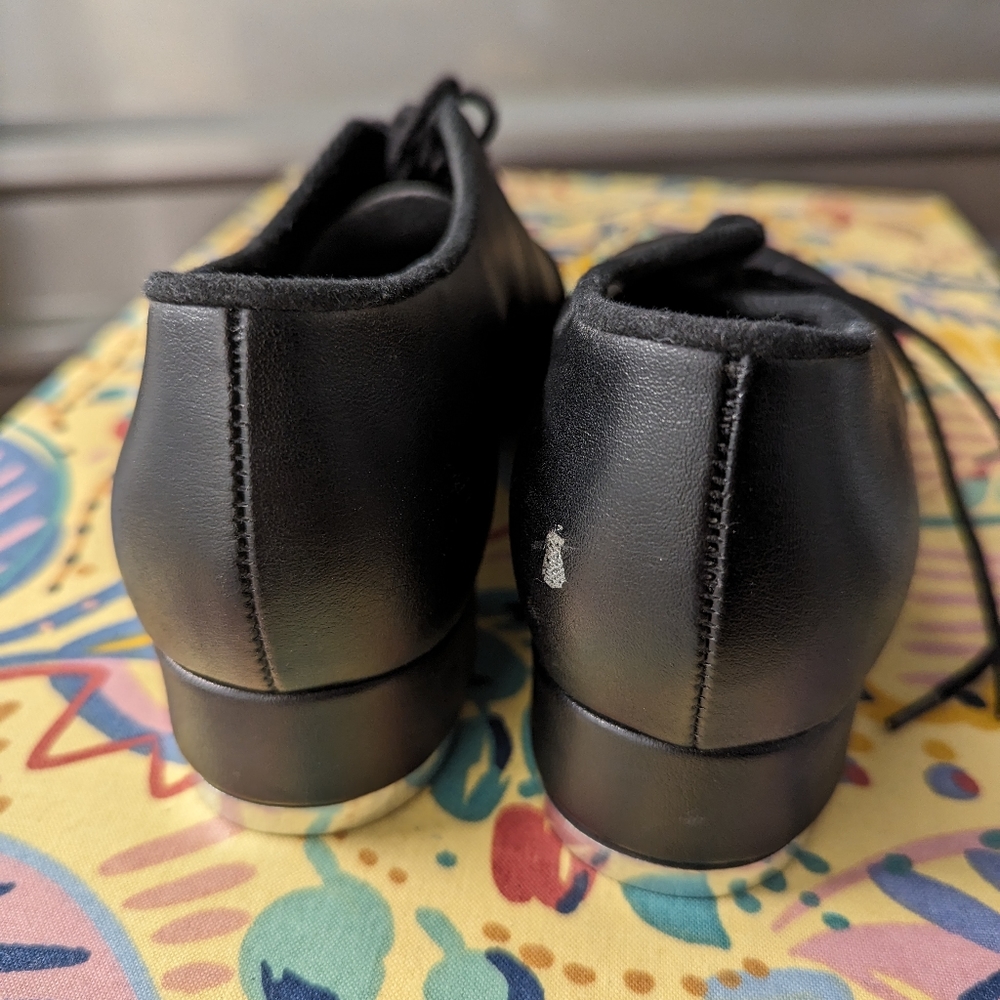 Bloch tap dance shoes